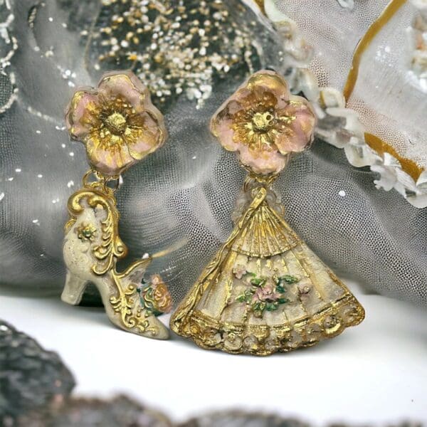 SOLD! 10155 Victorian Marie Antoinette Irregular Fan Earrings Studs