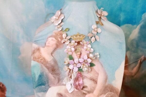 SOLD! 10175 Young Marie Antoinette Flower Fall Irregular Necklace - Image 4