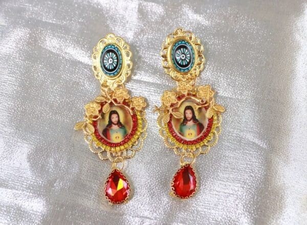 SOLD! 10180 Jesus Lord Religious Elegant Earrings Studs - Image 4