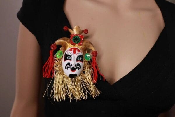 SOLD! 10222 Opera Chinese Mask Brooch Pin - Image 4