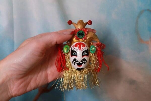 SOLD! 10222 Opera Chinese Mask Brooch Pin - Image 5