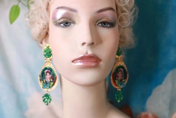 SOLD! 10240 Frida Kahlo Green Jungle Hand Painted Earrings - Image 5
