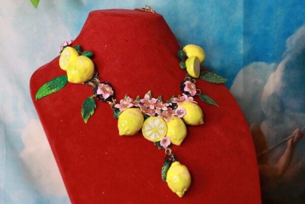 SOLD! 10249 Baroque 3D Effect Lemon Fruit Statement Necklace - Image 3