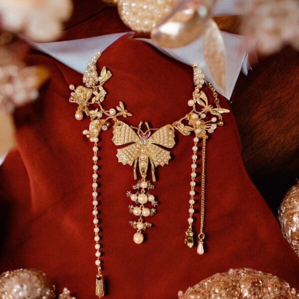 SOLD! 10256 Baroque Huge Pearl Butterfly Unusual Necklace