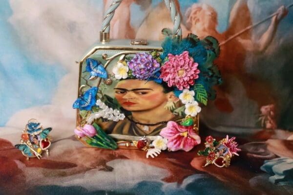 SOLD! 10262 Frida Kahlo Flowers Boutique Style Statues Embossed Embellished Handbag - Image 8