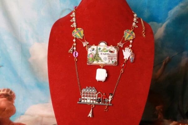 SOLD! 10269 "Paris is always a good idea" Massive Necklace - Image 2