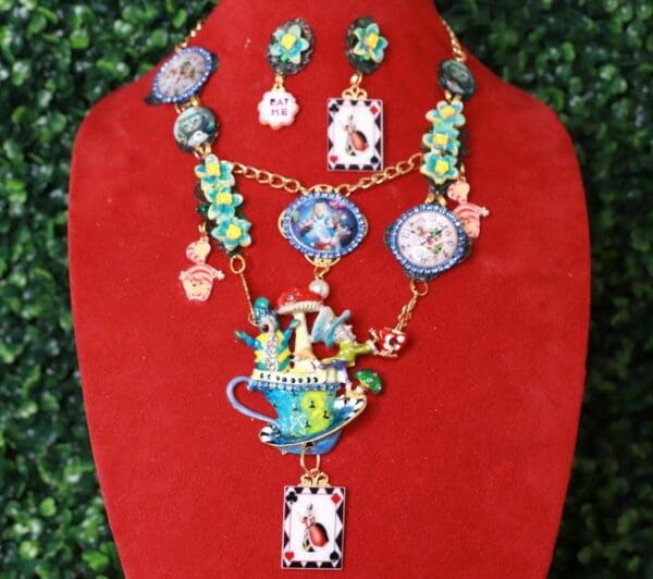 SOLD! 10274 Set Of Necklace+ Earrings Alice in Wonderland Necklace - Image 3