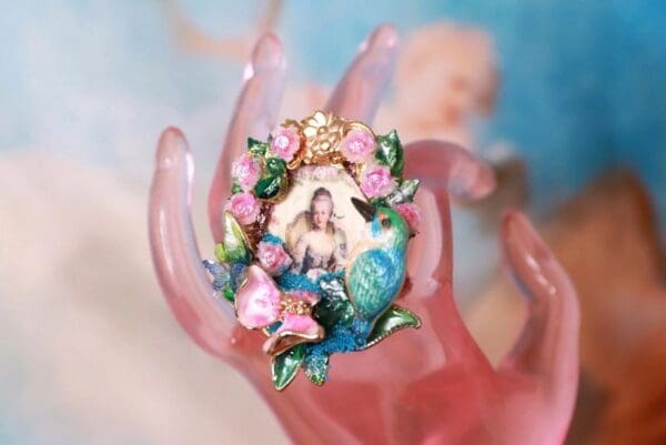 SOLD! 10294 Victorian Marie Antoinette Cameo Adjustable Cocktail Ring - Image 5