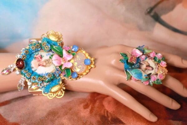 SOLD! 10294 Victorian Marie Antoinette Cameo Adjustable Cocktail Ring - Image 3
