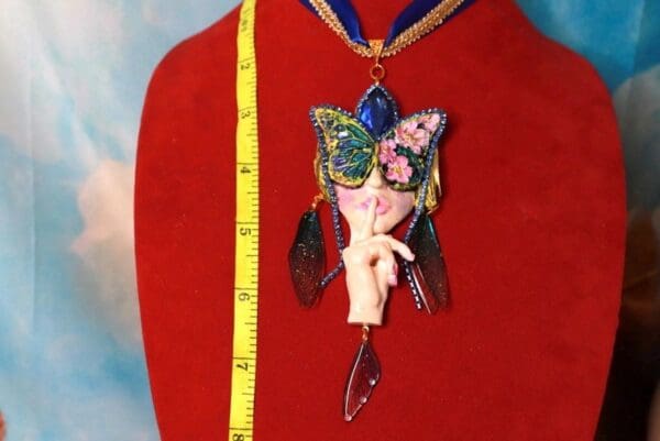 SOLD! 10296 Venetian Mask Lady Butterfly Hush Necklace - Image 6