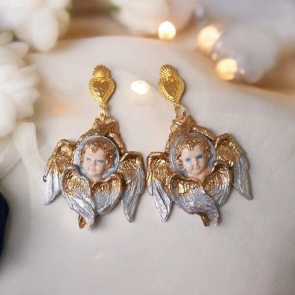 SOLD! 10303 Baroque Cherubs Winged Angels Studs