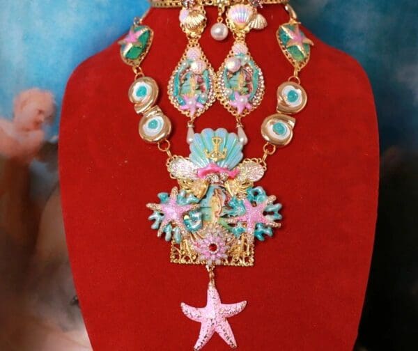 SOLD! 10307 Just The Necklace Birth Of Venus Large Necklace - Image 3