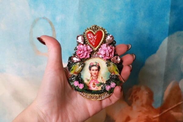 SOLD! 10315 Set Of Brooch+ Earrings Frida Kahlo Sacred Heart Huge Brooch - Image 7
