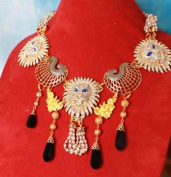SOLD! 10360 Baroque Rhinestones Lions Tassels Necklace - Image 3