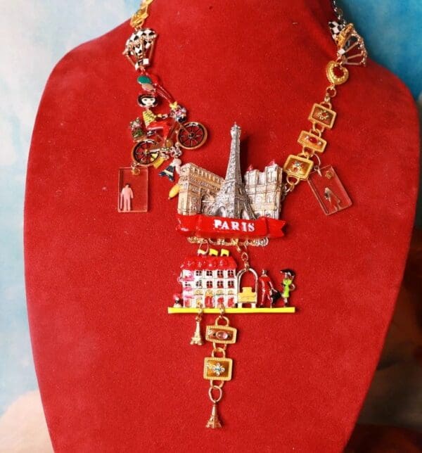 SOLD! 10365 Paris Lovers Enamel Unusual Necklace - Image 2