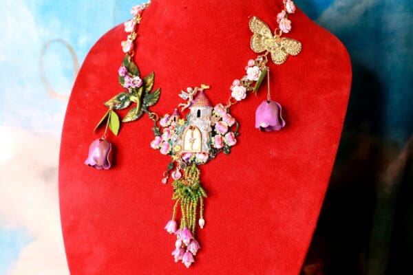 SOLD! 10372 Castle Art Jewelry Enamel Unusual Necklace - Image 4