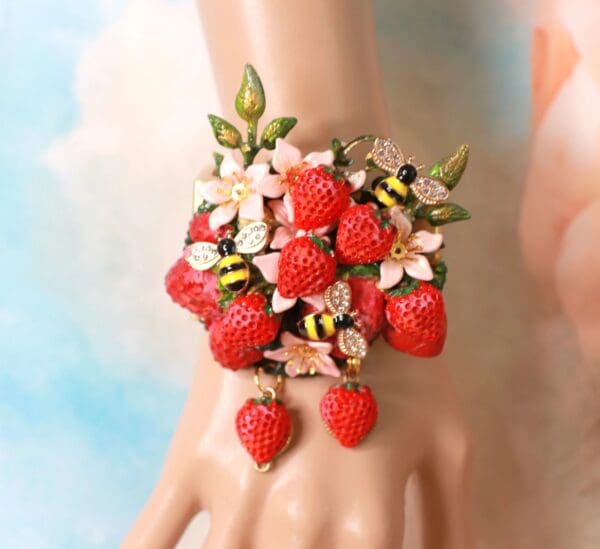SOLD! 10377 Art Jewelry Vivid Strawberry 3D Effect Bracelet - Image 4