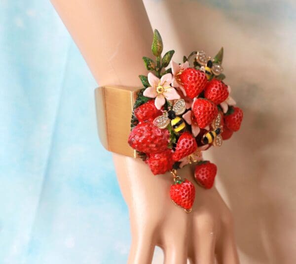 SOLD! 10377 Art Jewelry Vivid Strawberry 3D Effect Bracelet - Image 6