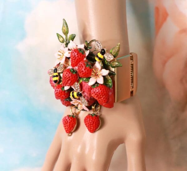 SOLD! 10377 Art Jewelry Vivid Strawberry 3D Effect Bracelet - Image 7