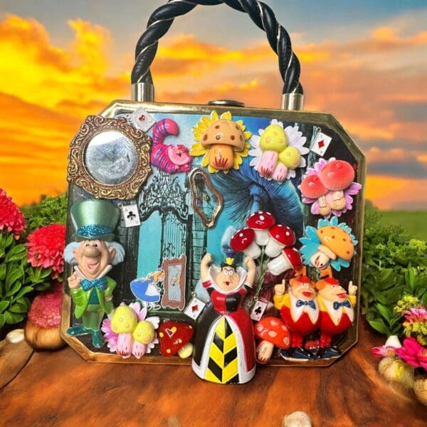 SOLD! 10378 Alice In Wonderland Boutique Style Handbag - Image 2