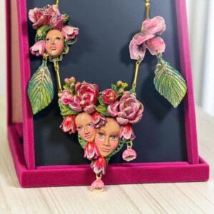224 Art Jewelry Faces Floral Unusual Massive Necklace