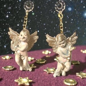 305 Baroque Winged Small Cherubs Angels Earrings Studs