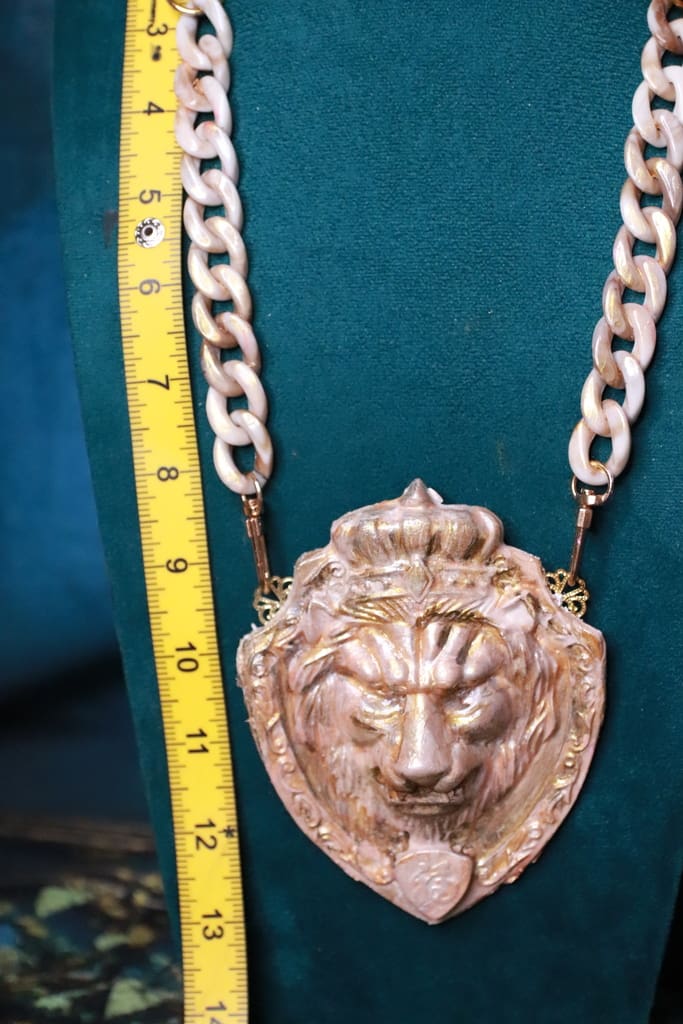 529 Baroque Unisex Huge Lion Head Chained Statement Necklace - Image 9