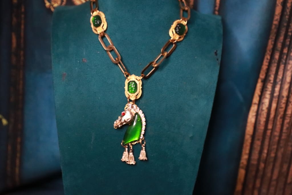 544 Baroque Green Crystal Horse Pendant Necklace - Image 11