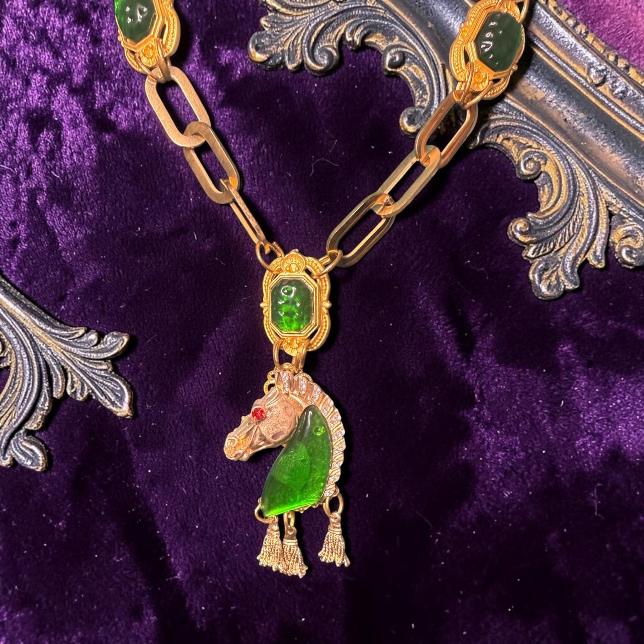 544 Baroque Green Crystal Horse Pendant Necklace - Image 3