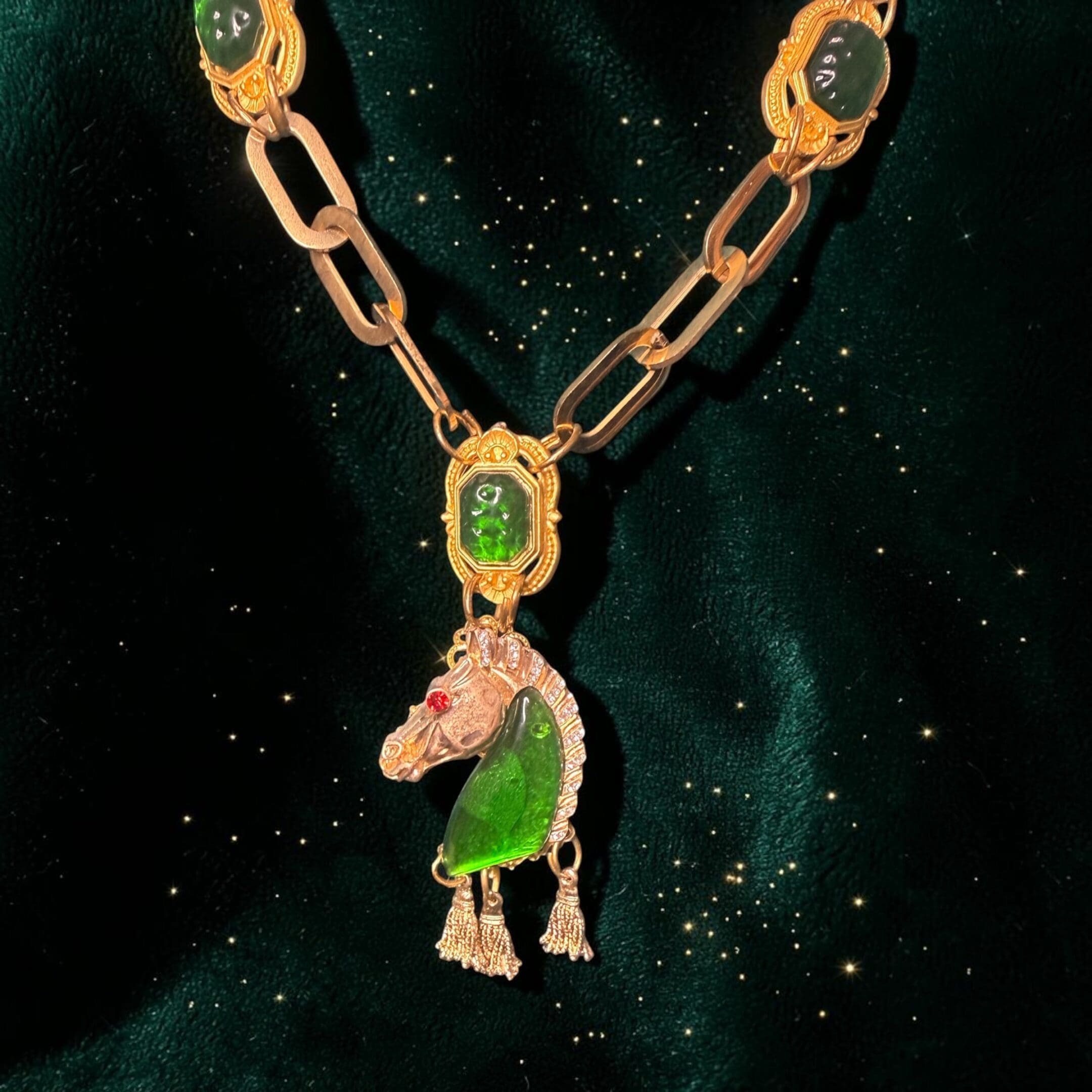544 Baroque Green Crystal Horse Pendant Necklace - Image 2