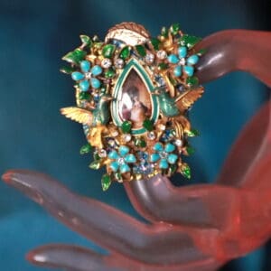 549 Enamel Victorian 3D Effect Massive Cocktail Adjustable Ring